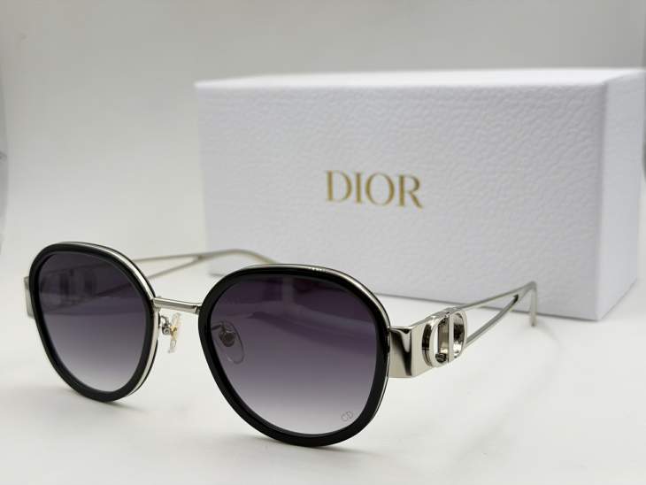 Picture of Dior Sunglasses _SKUfw80879555fw